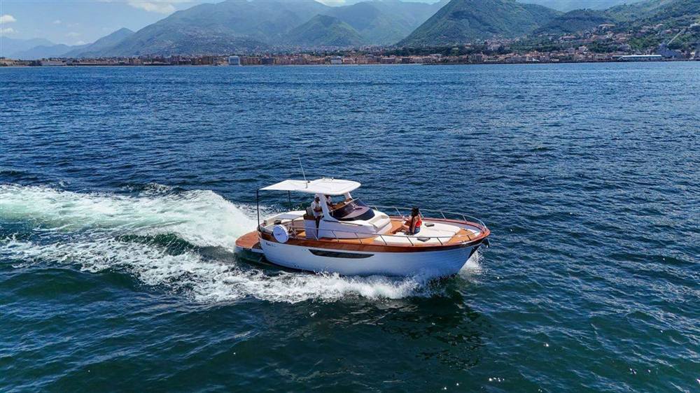 Private boat excursion along the Amalfi coast